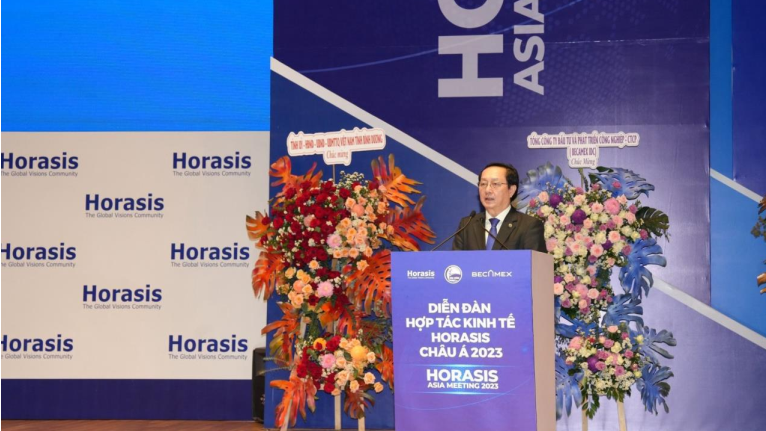 Bộ trưởng Bộ KHCN Huỳnh Thành Đạt phát biểu tại